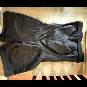 blanqi maternity shorts